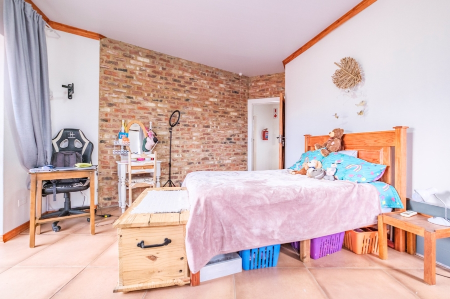 8 Bedroom Property for Sale in Parys Free State
